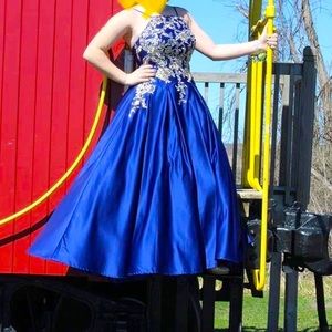 Prom dress